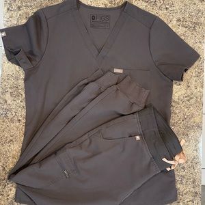 FIGS SET- CHARCOAL/Small